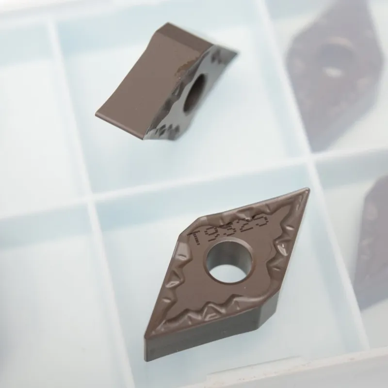 DNMG 150604E-FM:T8415